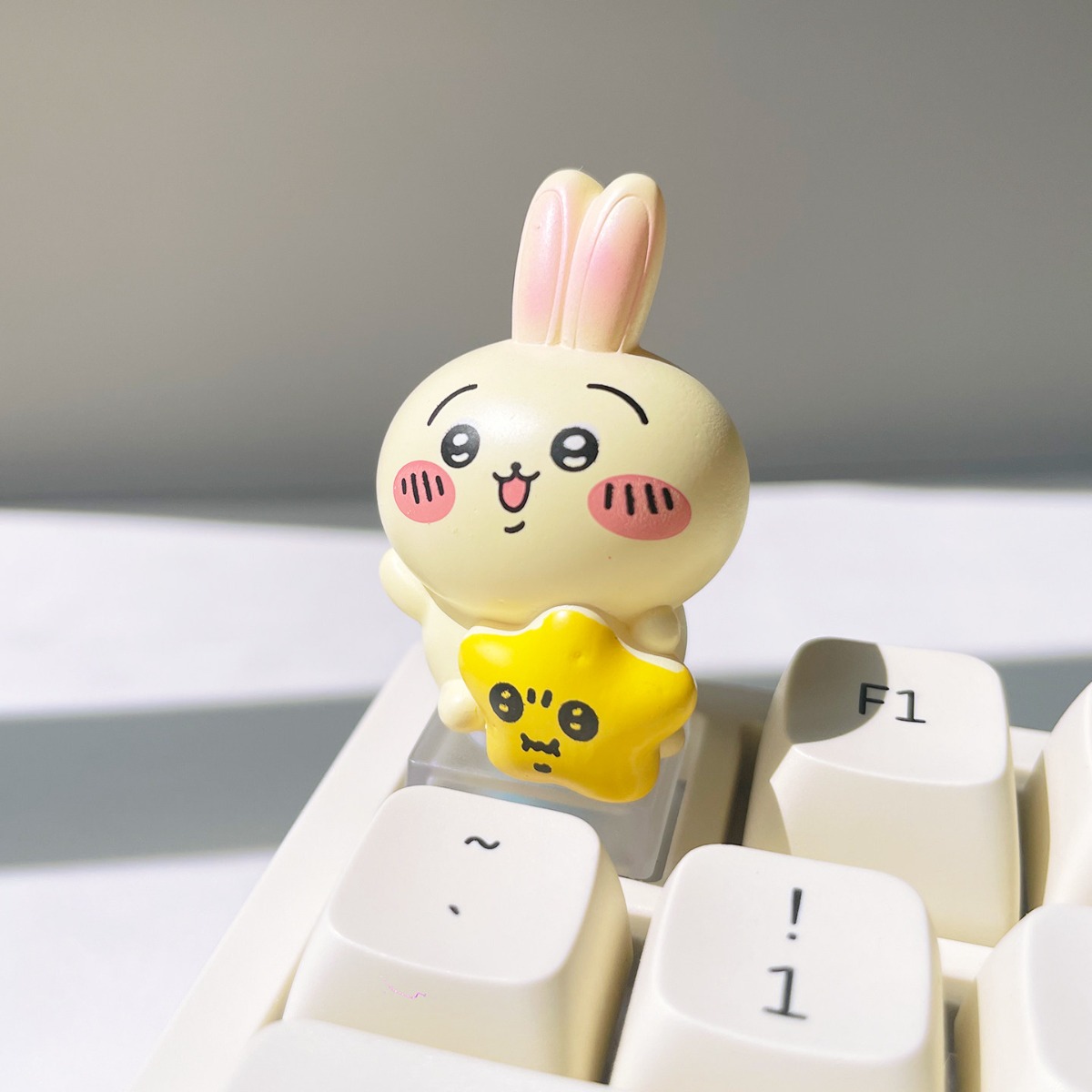 かわいいちいかわうさぎモモンガ樹脂交換可能なライトキーキャッ - Keycap Artisan Anime のレビューと価格